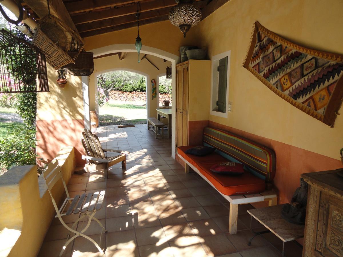 Le Mas Des Oliviers Puget-Ville Exterior foto
